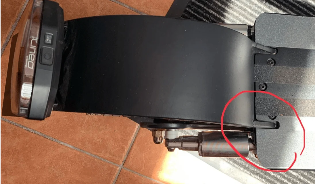 Droht dem IO Hawk Exit Cross Ärger? IO Hawk reagiert einigermaßen mäßig